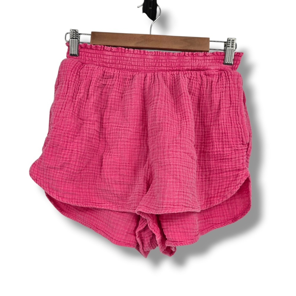 Aerie Pink Gauze‎ Smocked Waist Dolphin Hem Shorts Womens Medium Relaxed Casual